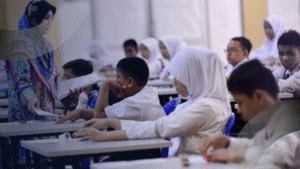 Manfaat konsultan pendidikan dalam membantu sekolah meningkatkan mutu ujian, membimbing guru mengelola evaluasi belajar siswa secara efektif