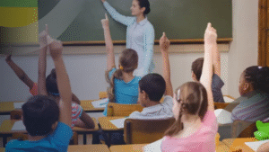 Rahasia konsultan pendidikan dalam membangun interaksi positif di kelas, mendorong siswa untuk aktif bertanya dan berpartisipasi dalam proses belajar.